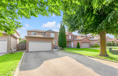 JUST LISTED: Awesome Family Home in Pickering | 1344 Anton Square Pickering, Ontario